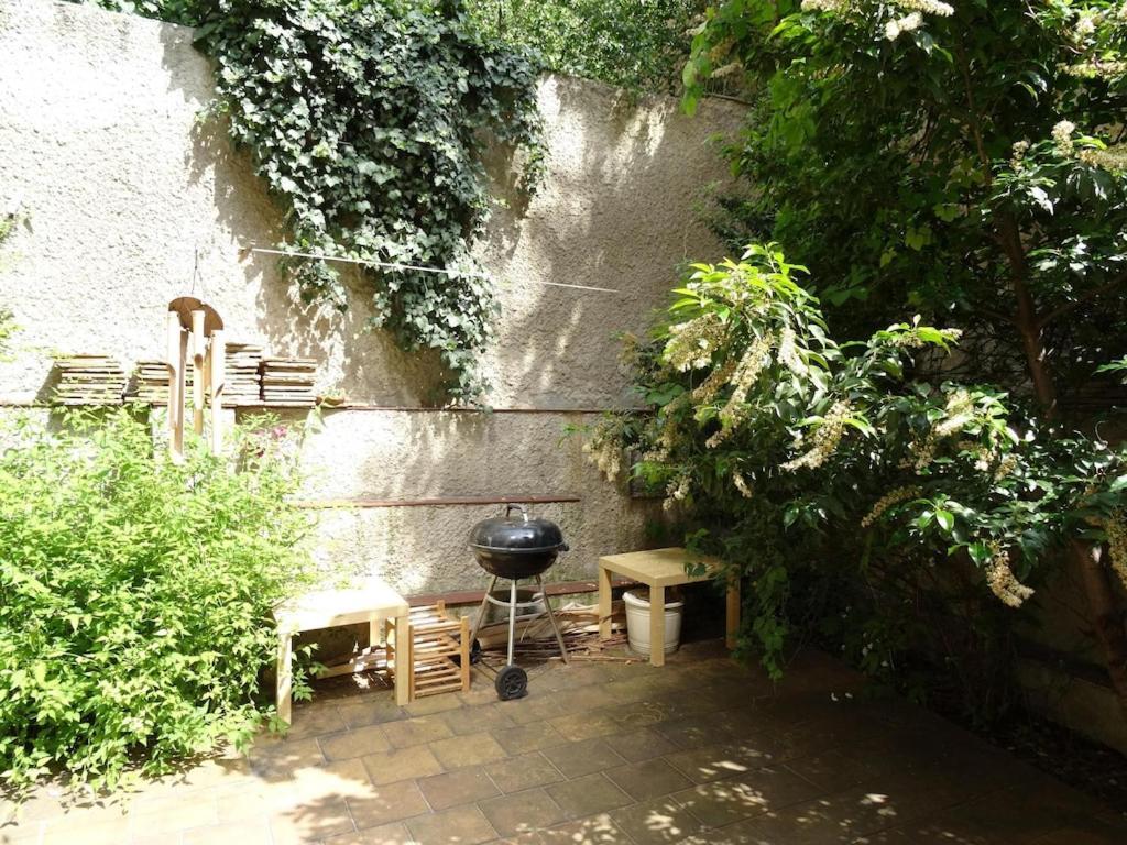 Garden On Art Nouveau Street In Praga